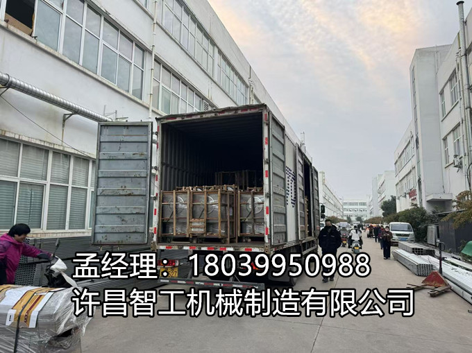 10月22日，物流車隊直抵廠區——
